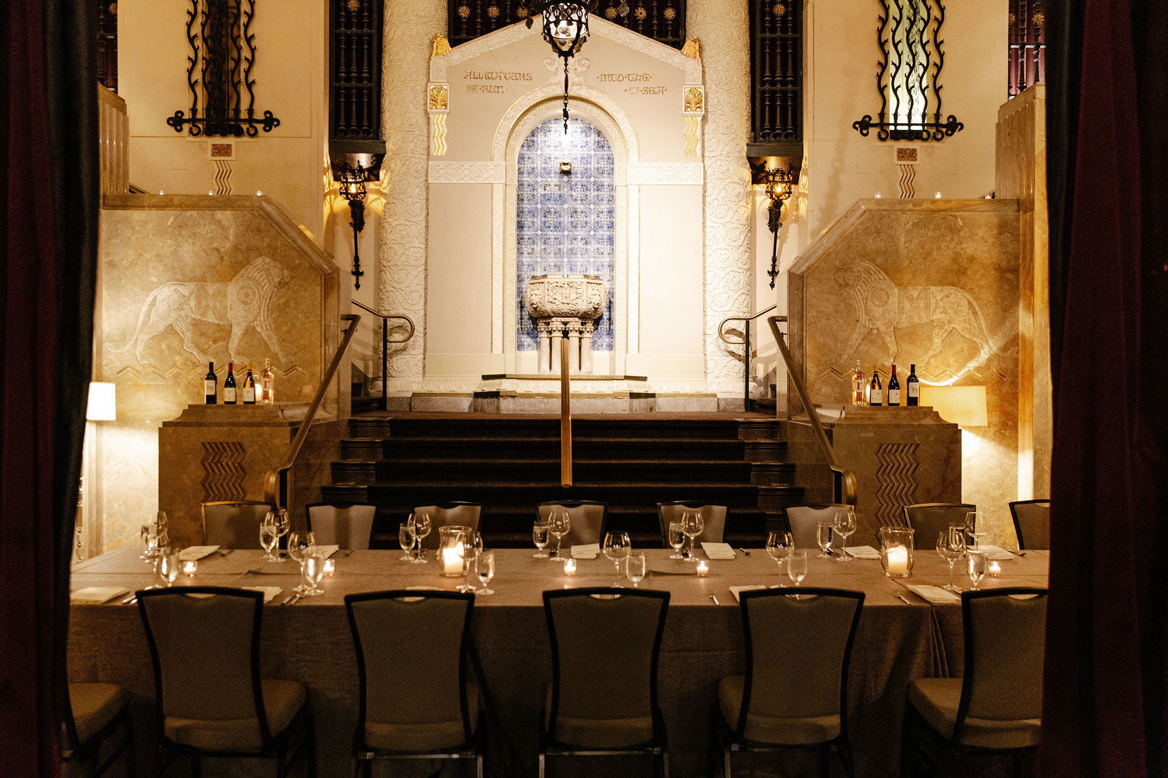 HALL OF LIONS PRIVATE DINING
